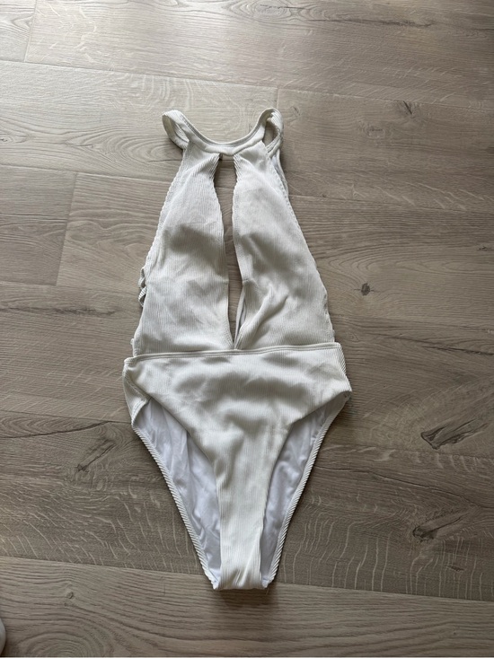 Other - White Ribbed Cutout One-Piece Swimsuit